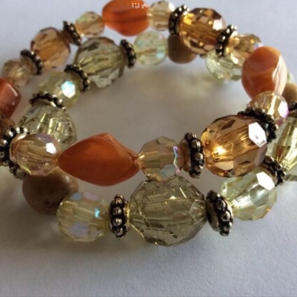Lot of 2 Vintage Bracelets Beaded Green Orange Brown Bronze Stretchy Stackable
